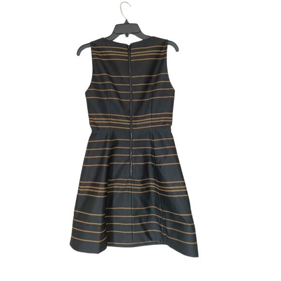 Alice + Olivia Striped Sleeveless Mini Dress A Line Black & Gold Textured Size 6 - Picture 3 of 5